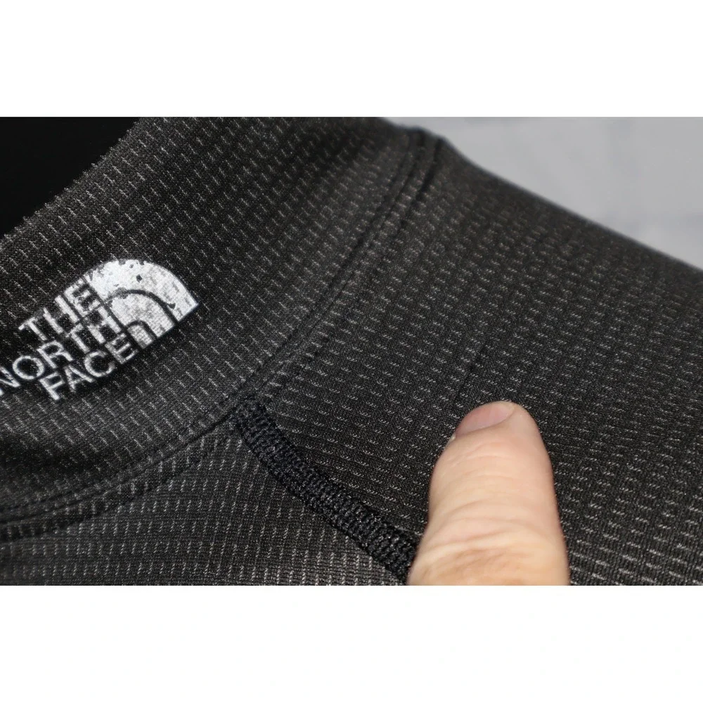 The North Face Pullover Shirt Men Medium Slim Black VaporWick 1/4 Zip Base Layer